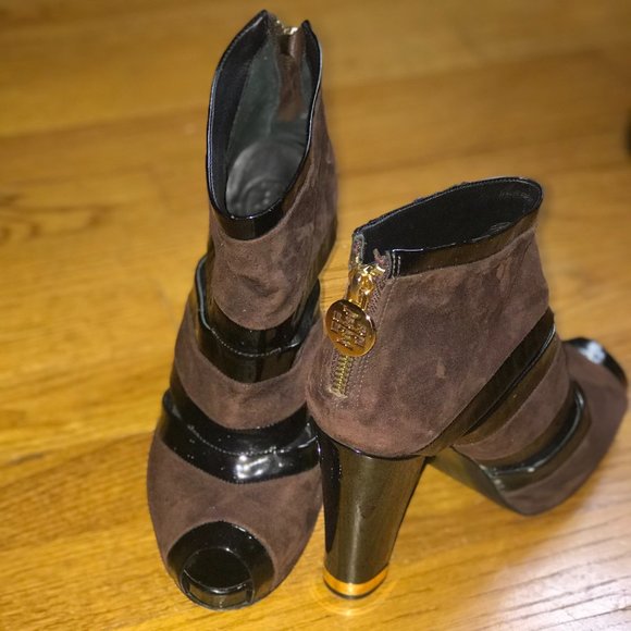 Tory Burch Shoes - TORY BURCH- Suede Ankle boots size 8M